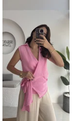 1036 - Rarity Polo Yaka Sıfır Kol Müslin Bluz - Şeker Pembesi