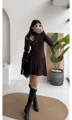 Boğazlı Uzun Kollu Parmak Geçmeli Eteği Volanlı Kısa Elbise - Acı Kahve