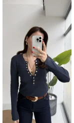 Lyssa V Yaka Çıtçıtlı Triko Kazak - Koyu İndigo