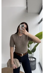 Yumoş Dokulu Pullu Simli Kısa Kol Triko Kazak - Vizon - Kod: 10703