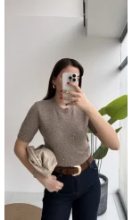 Yumoş Dokulu Pullu Simli Kısa Kol Triko Kazak - Vizon - Kod: 10703