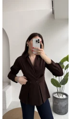 Coquette Pile Detay Düğmeli Kısa Bluz - Acı Kahve - Kod: 5426