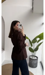 Coquette Pile Detay Düğmeli Kısa Bluz - Acı Kahve - Kod: 5426