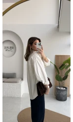 Önü Yırtmaçlı Gömlek - Beyaz - Kod: 5010