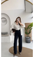 Önü Yırtmaçlı Gömlek - Beyaz - Kod: 5010