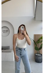 Uzun Göğüs Pedli İnce Askılı Body - Ekru