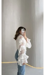 Çiçek Düğmeli Dantelli Gömlek - Beyaz - Kod: 39397