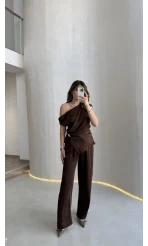 Destino Aksesuar Detay Sıfır Kol Saten Takım - Acı Kahve