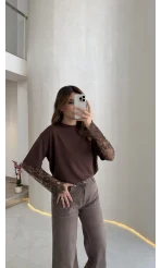 Oversize Bilek Detay Dantel Kol T-shirt - Acı Kahve