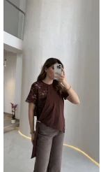 Asimetrik Kesim Dantel Detaylı Kemerli Bluz - Kahve - Kod: 2964