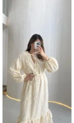 Çiçek Nakış Detaylı Bağcıklı Astarlı Elbise - Bej - Kod: 8100