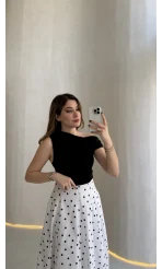 Dilvin Kayık Yaka Beli Büzgülü Bluz - Siyah - Kod: 32613