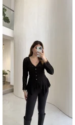 Blossom Asimetrik Kesim Düğmeli Dantel Bluz - Siyah - Kod: 39259