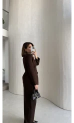 Fular Detay Vatkalı Düğmeli Ceket-Pantolon Takım - Kahve - Kod: 9046