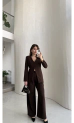 Fular Detay Vatkalı Düğmeli Ceket-Pantolon Takım - Kahve - Kod: 9046