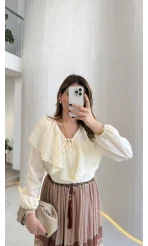 Bebe Yaka Dantel Detaylı Bluz - Ekru - Kod: 1571