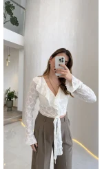 İspanyol Kol Dokulu Bağlamalı Bluz - Ekru - Kod: 01631