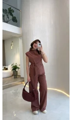 Access Kuşaklı Dik Yaka Sıfır Kol Vatkalı Takım - Kiremit - Kod: 8965