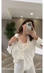 İçi Askılı Dantel Detaylı Gömlek - Ekru - Kod: 2209