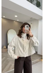 Seville Dik Yaka Puantiye Desenli Bambır Kısa Ekru Ceket