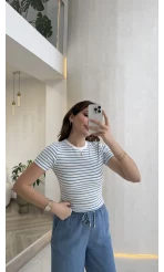 Mavi Çizgili Beyaz Kısa Kol T-shirt - Kod: 6962