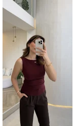 Dilvin Sıfır Kol Beli Büzgü Detaylı Kayık Yaka Body - Bordo - Kod: 31589