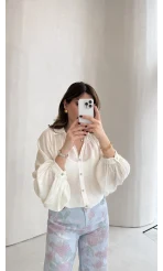 Sweden Yakası Gipeli Balon Kol V Yaka Çizgili Gömlek - Beyaz - Kod: 580768