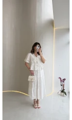 Elena Çiçek Dokulu Brode Detay Bluz Etek Takım - Ekru - Kod: 1072-5067