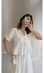 Elena Çiçek Dokulu Brode Detay Bluz Etek Takım - Ekru - Kod: 1072-5067