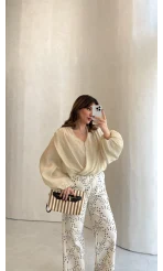 Lucca Vatkalı Beli Lastikli Balon Kol Bluz - Taş - Kod: 5048