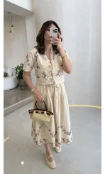 Renkli Nakış Kumaş Bluz Etek Takım - Bej