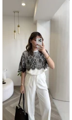 Siyah Dantelli Ekru T-shirt - Kod: 1092
