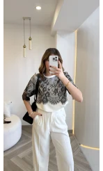 Siyah Dantelli Ekru T-shirt - Kod: 1092