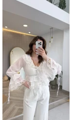 Sebastian Dantel Detay Fırfırlı Bluz - Beyaz - Kod: 1075