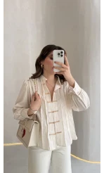 Bridgerton Serisi Çizgili Gömlek - Ekru - Kod: 0949