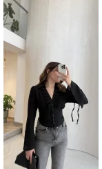 Bele Oturan Fırfırlı Gömlek - Siyah - Kod: 0983