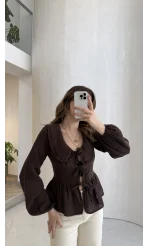 Petra Bebe Yaka Bağlamalı Bluz - Acı Kahve - Kod: 1051