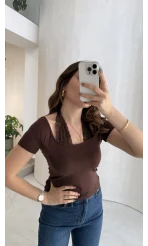 Dantel Boyundan Geçmeli Bluz - Kahverengi - Kod: 8570