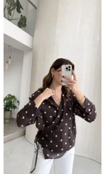 Beli Biyeli Puantiye Desen Gömlek Bluz - Kahverengi - Kod: 580938