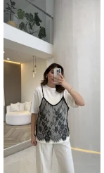 Vıctoria Üstü Siyah Askılı Dantel Detay T-shirt