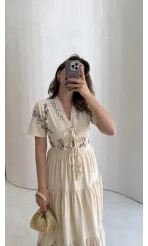 Caroline Nakış Detaylı Elbise - Bej