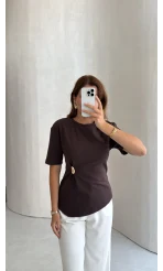 Aksesuar Detay Yarım Kol Bluz - Kahve - Kod: 32445