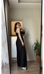 Aksesuar Detaylı Tek Omuzlu Takım Siyah