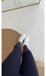 Ao Tayt Lacivert