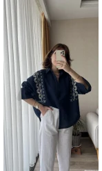 Aramis Nakış Detay Lacivert Gömlek