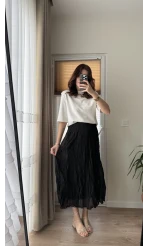 Astarlı Siyah Kloş Kırışık Etek