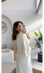 Athena Modal Yarasa Kol Kayık Yaka Bluz - Ekru