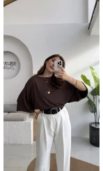 Athena Modal Yarasa Kol Kayık Yaka Bluz - Kahve