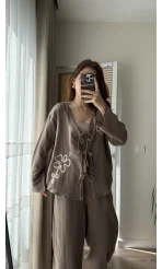 Bella Müslin Nakışlı Takım Vizon