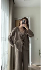 Bella Müslin Nakışlı Takım Vizon